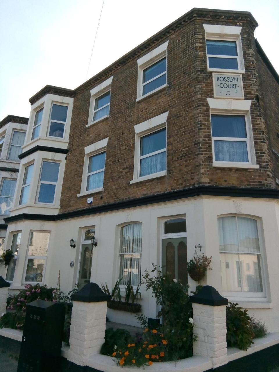 Rosslyn Court Bed and Breakfast Margate Exteriör bild